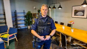 Jonas Sundquist Actor - Photo - Police - Repliker - On-Set - Beck - Juni 2022