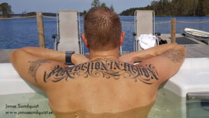 Jonas Sundquist - Skådespelare - jonassundquist.se - Tatuering